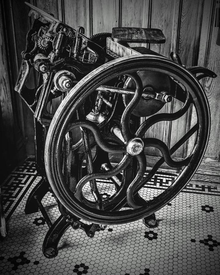 Hotel Crittenden Coudersport Bagian luar foto